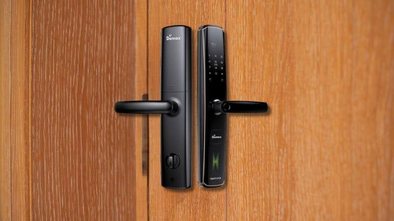 khóa vân tay cửa gỗ an toàn và bảo mật cao